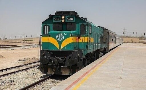 دستور فوری وزیر راه در راه‌آهن تهران برای جابه جایی مسافران در روزهای اخیر