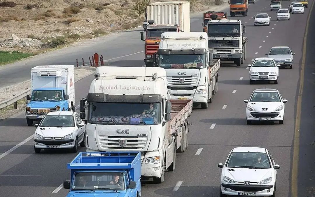دستور وزیر راه برای اختصاص سوخت مضاعف به رانندگان کالاهای اساسی