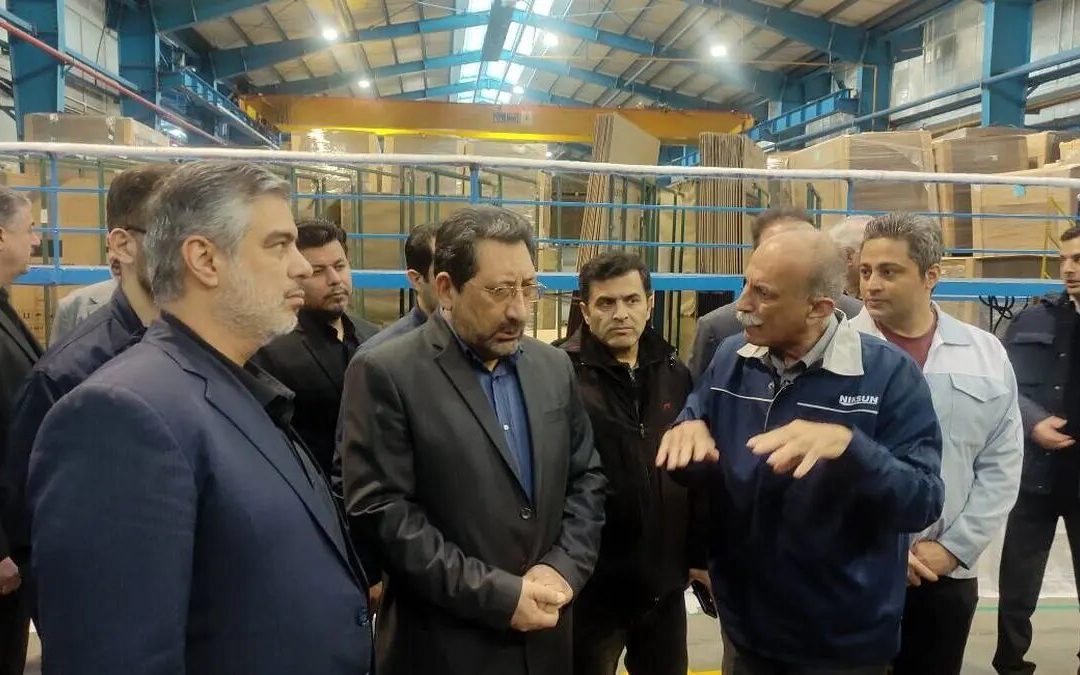 وزیر صمت: واحدهای آسیب‌دیده در جنگ به سرعت به مدار تولید بازمی‌گردند