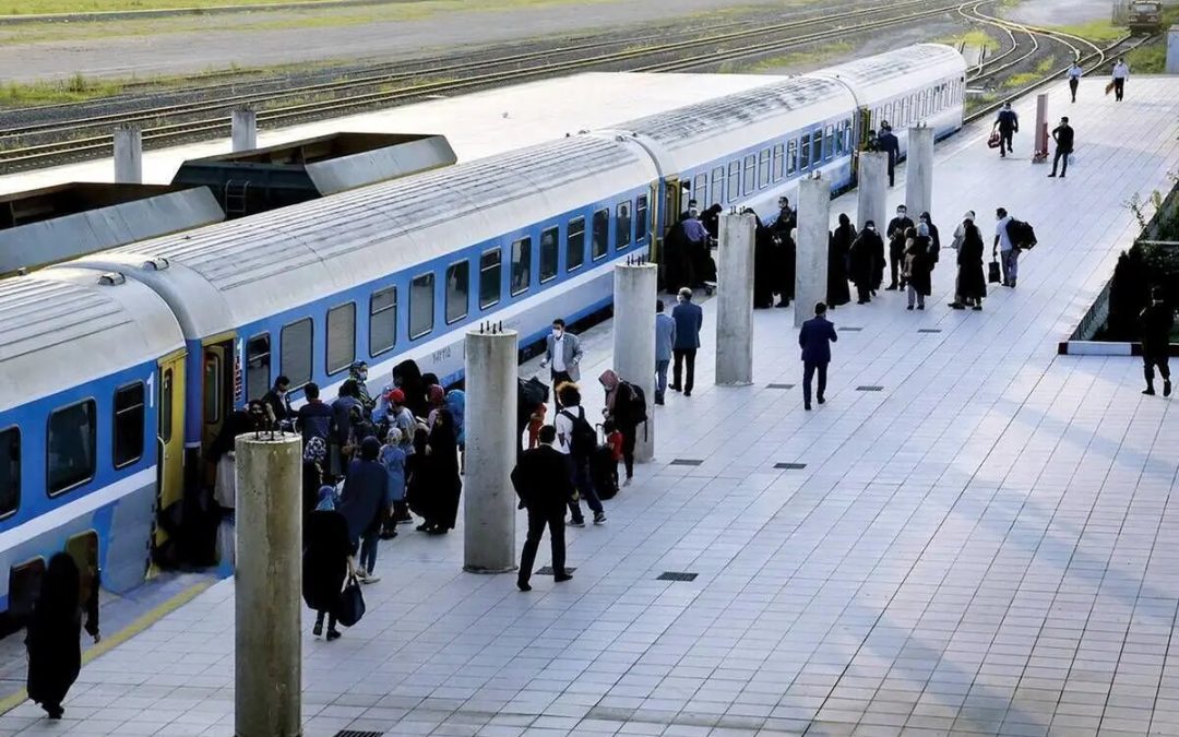 تردد قطارهای مسافری و باری در تمام مسیرها به حالت عادی برگشت/ مسیر زنجان-تبریز بزودی باز می‌شود