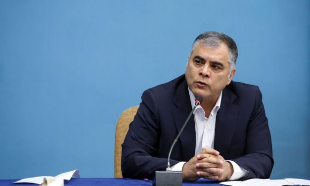 خبر مهم وزیر نفت از کشف میدان گازی جدید در کشور/درباره قیمت بنزین تصمیم نهایی نگرفتیم